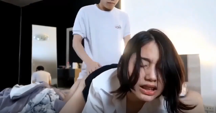 น้องไข่เน่าชอบท่าหมา Kainaoa คลิปโป๊ฟรี จุกหีแต่ชอบ มันลึกเสียวถึงใจสะท้านยัดมดลูก ถกกระโปรงเย็ดคาชุดนักศึกษาฟินไหมจ๊ะที่รัก