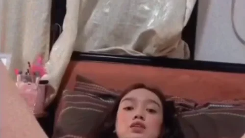 คลิปหลุด Onlyfans น้องไทยนมใหญ่ ติ้วหีช่วยตัวเองกับแฟนควยใหญ่ในห้องนอน เย็ดรัวครางเสียวฟิน แหวกหีเบิร์นควยจนน้ำแตก